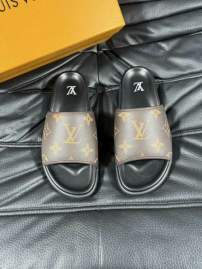 Picture of Louis Vuitton Slippers _SKULVsz38-45jyq0104737